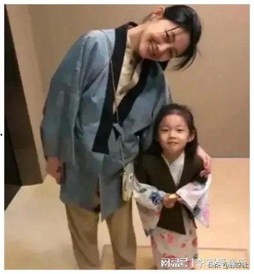娱乐圈吃瓜头像图片高清 第2张 娱乐圈吃瓜头像图片高清 第2张